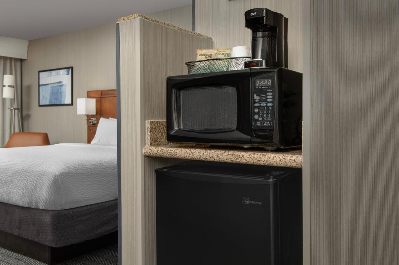 Отель Courtyard By Marriott Seattle Керкленд Экстерьер фото