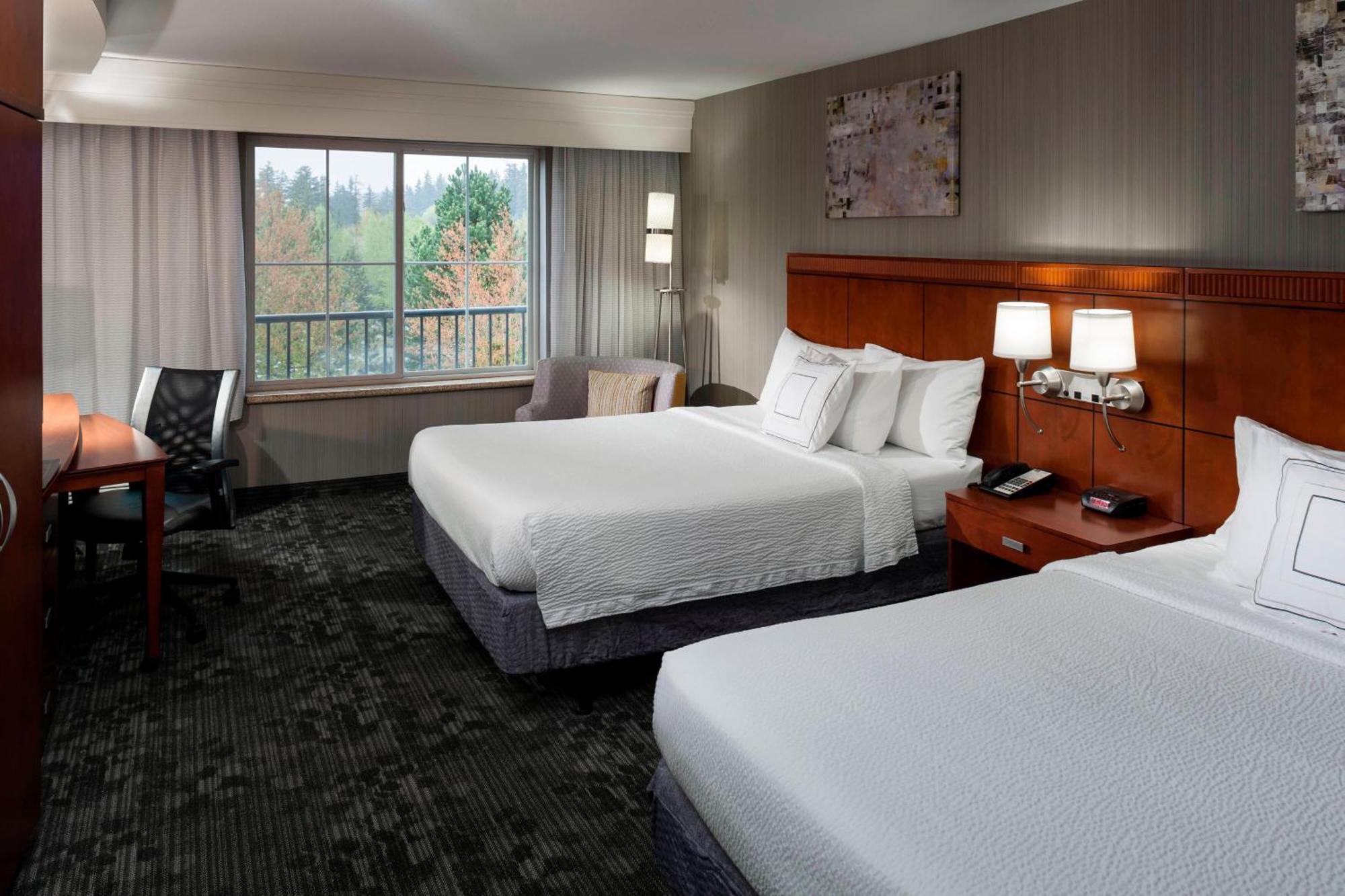 Отель Courtyard By Marriott Seattle Керкленд Экстерьер фото