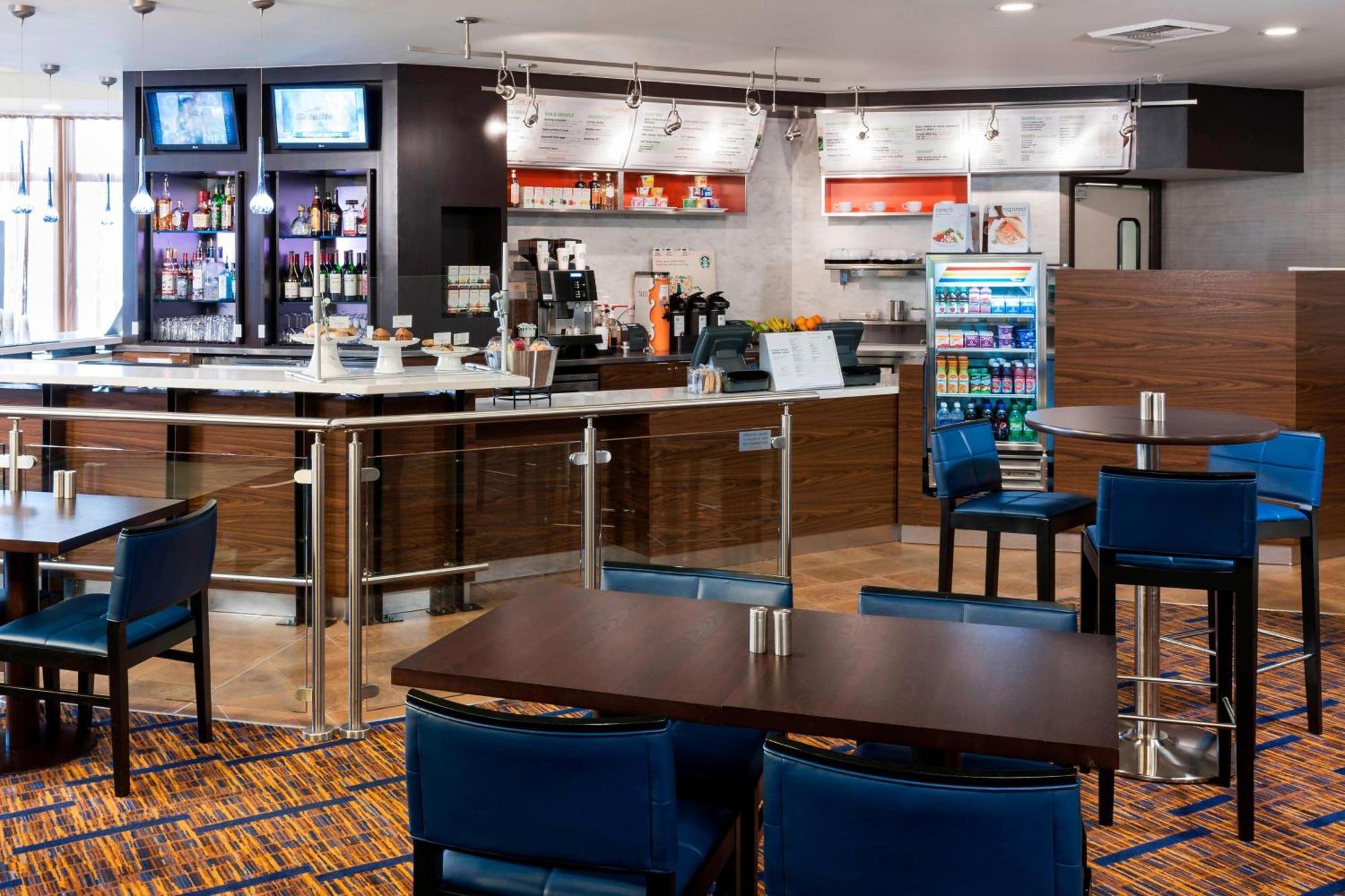 Отель Courtyard By Marriott Seattle Керкленд Экстерьер фото
