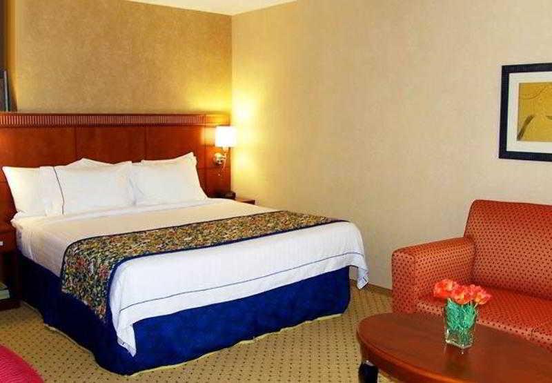 Отель Courtyard By Marriott Seattle Керкленд Номер фото
