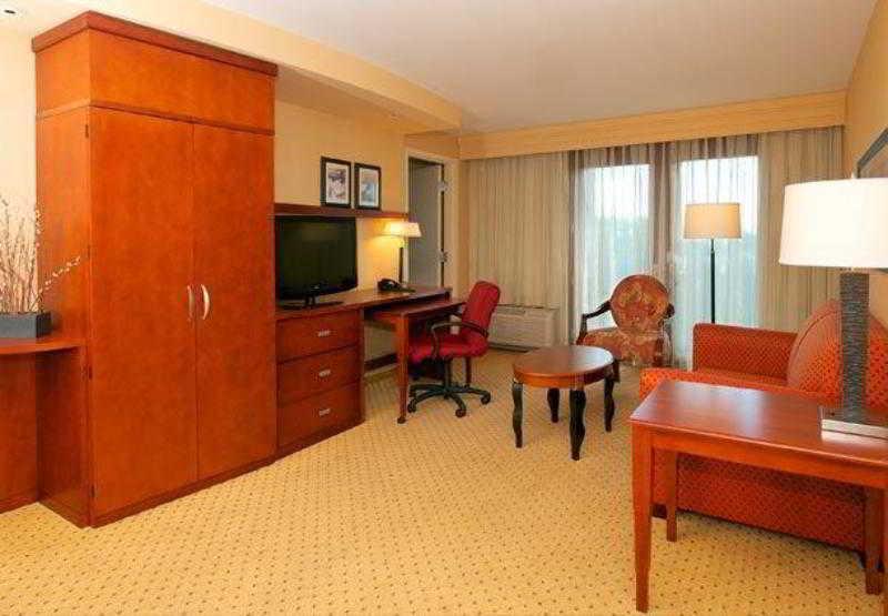 Отель Courtyard By Marriott Seattle Керкленд Номер фото